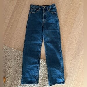 Levi Ribcage Straight Ankle